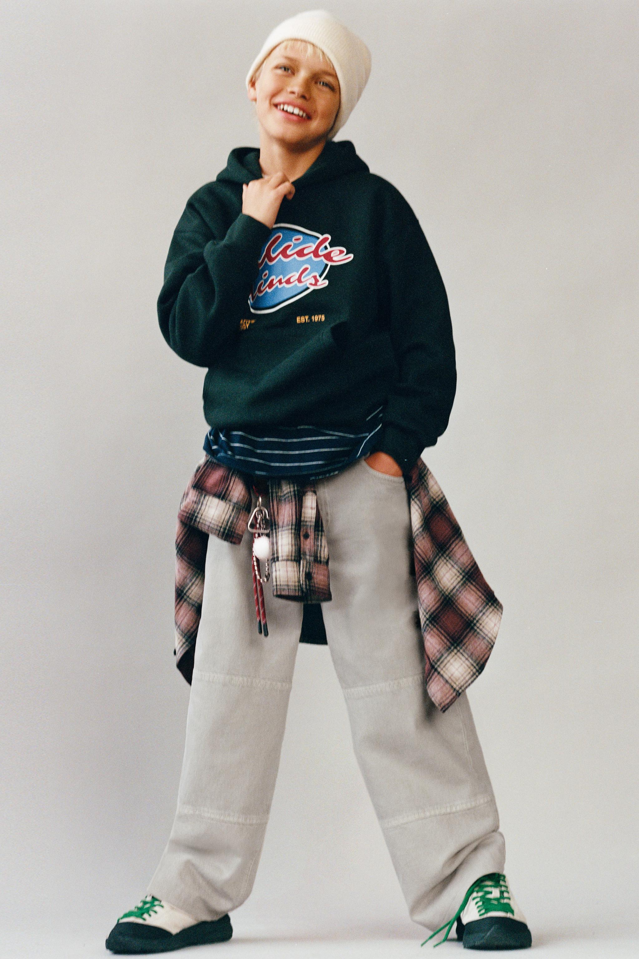 HOODED SWEATSHIRT WITH TEXT